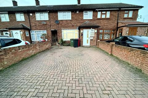 2 bedroom terraced house to rent - Denny Road, Slough