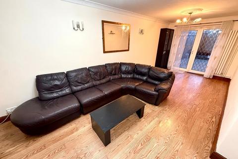 undefined, Denny Road, Slough