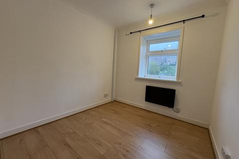 undefined, Allan Grove , Romsey