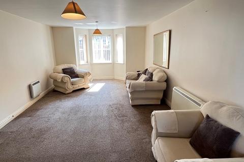 2 bedroom apartment to rent, Weavers Court, Preston New Road