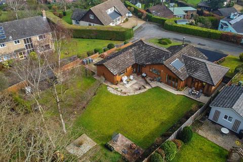 3 bedroom detached bungalow for sale, Ufford Place, Ufford