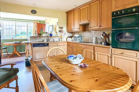 4 bedroom detached house for sale, Lodersfield, Lechlade GL7