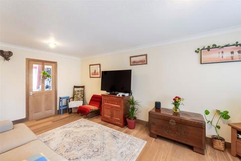 undefined, 48 Ochiltree, Dunblane, FK15