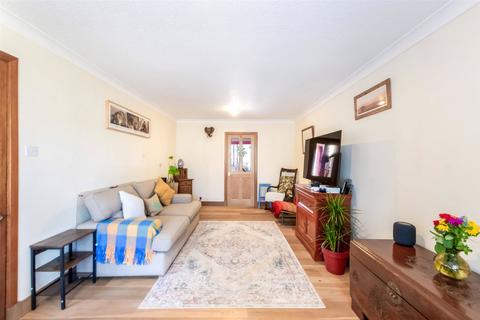 undefined, 48 Ochiltree, Dunblane, FK15
