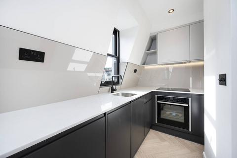 undefined, East Passage, Farringdon, London, EC1A