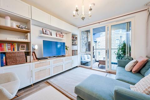 1 bedroom flat for sale, Palladian Gardens, Chiswick, London, W4