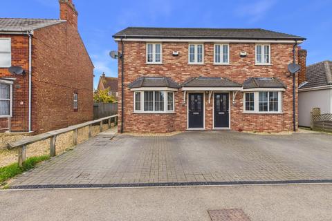 3 bedroom semi-detached house for sale - Pennygate, Spalding, Lincolnshire, PE11