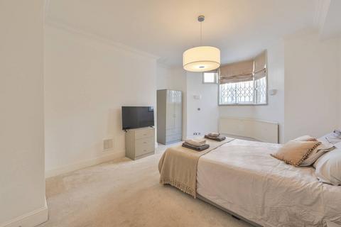 2 bedroom flat to rent, Lennox Gardens, Knightsbridge, London, SW1X