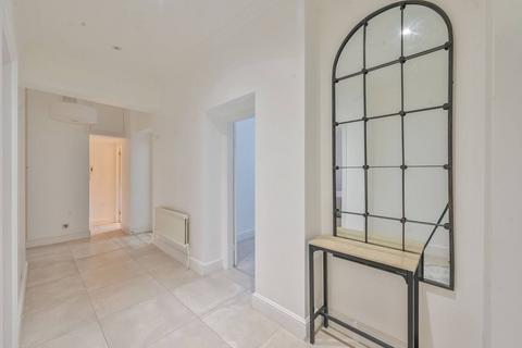 Lennox Gardens, Knightsbridge, London, SW1X