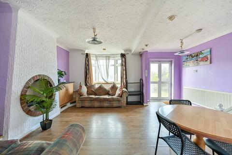 undefined, Gloucester Road, Feltham, TW13