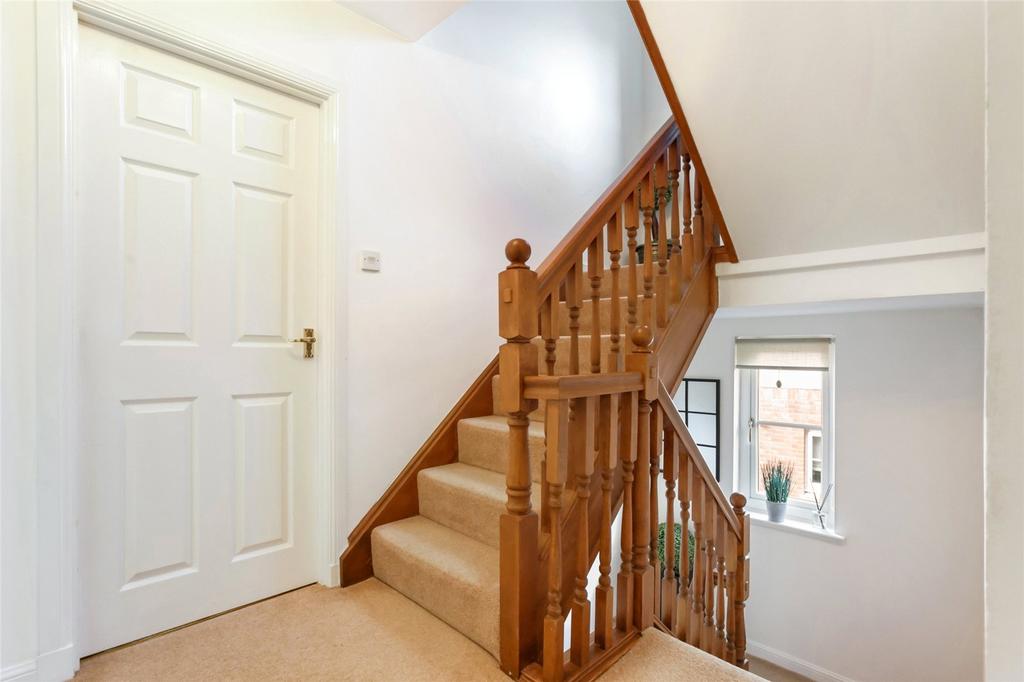 Hall / Stairs