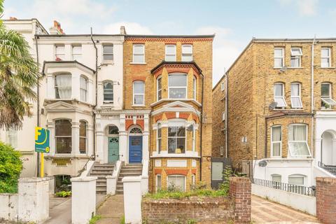 2 bedroom flat to rent, ROSENDALE ROAD, West Dulwich, London, SE21