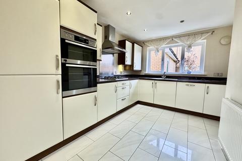 undefined, Brentwood, NORWICH