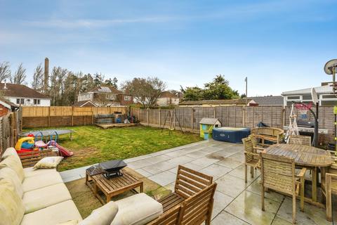5 bedroom detached house for sale, Ashdown Road, Fawley, Southampton, Hampshire, SO45