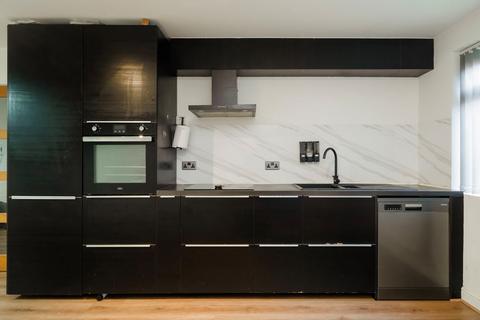 2 bedroom flat to rent, Sheepcote Road, Harrow HA1