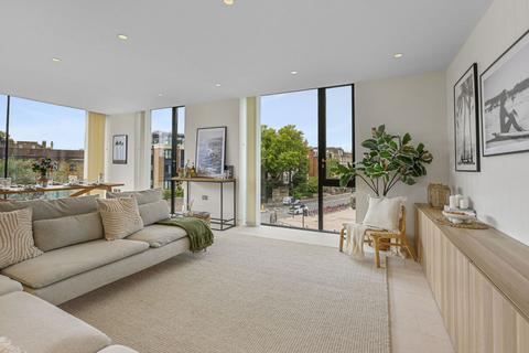3 bedroom apartment to rent, Oval Road, London, NW1