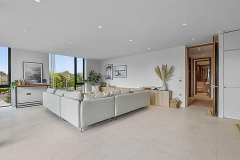 3 bedroom apartment to rent, Oval Road, London, NW1
