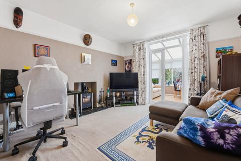 3 bedroom detached house for sale, Arbrook Drive, Nottingham, Nottinghamshire, NG8 3PD