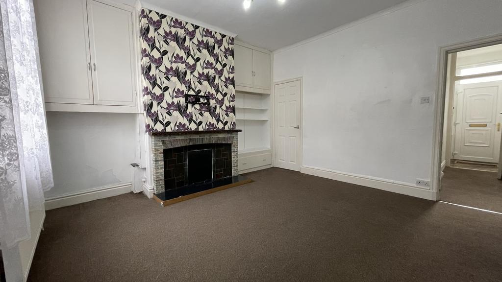 40 Ferndale Rd. Burnley BB10 3 EP Dining Room 02...