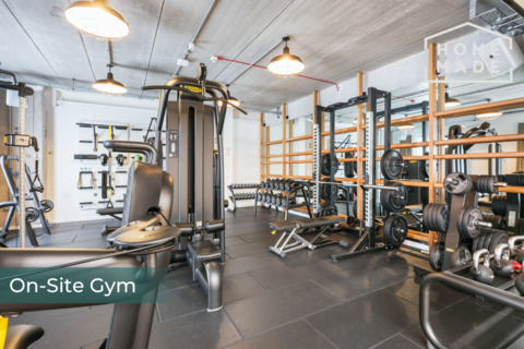 undefined, The Lansdowne, B16