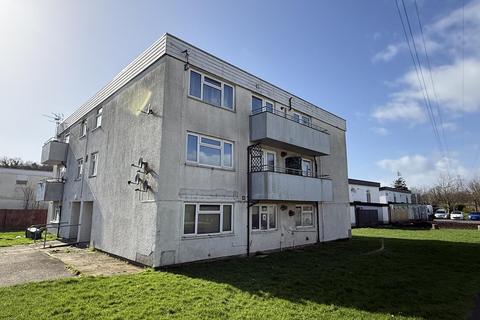 undefined, Tairfelin, Bridgend CF31