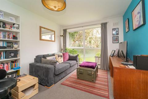1 bedroom apartment for sale, Meadow Court, Hackness Road, Chorlton Green