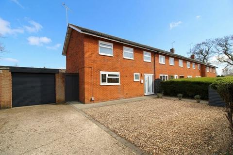 3 bedroom semi-detached house for sale, Broad Oak Way, Stevenage SG2