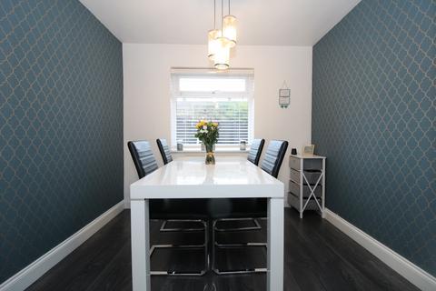 3 bedroom semi-detached house for sale, Broad Oak Way, Stevenage SG2