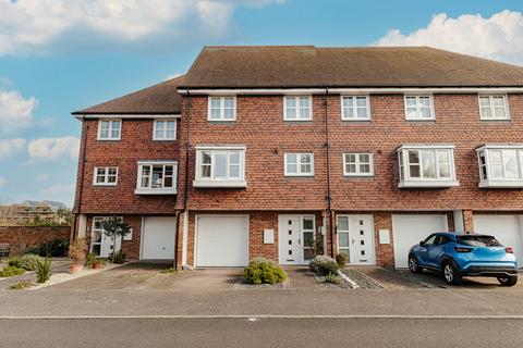undefined, Willowbank, Sandwich