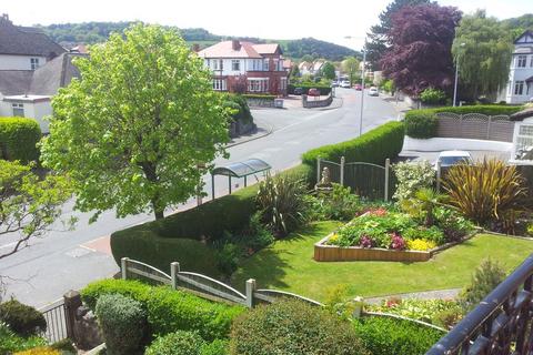 6 bedroom terraced house for sale, Whitehall Road, Rhos on Sea