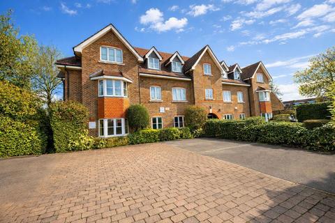 Amber House, Honeypot Lane, STANMORE, Middlesex, HA7 1AH