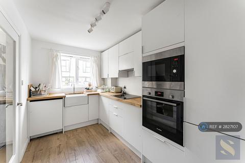 undefined, Alnwick Road, London, E16