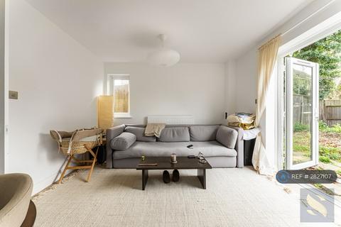 undefined, Alnwick Road, London, E16