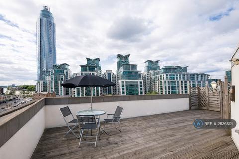 2 bedroom flat to rent, Bondway, London, SW8