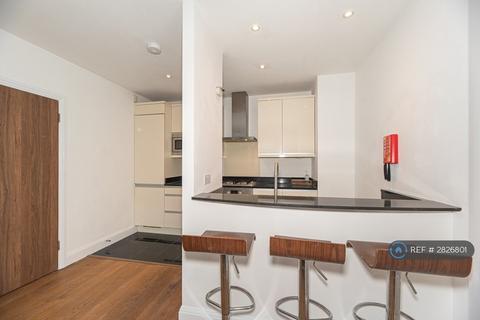 Bondway, London, SW8