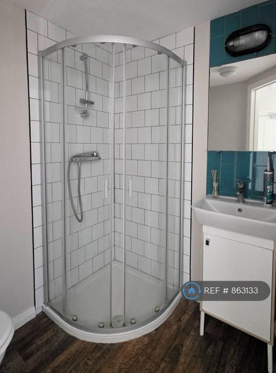 Room 4 (With Ensuite) £860/Pcm