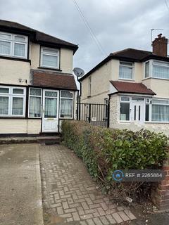 undefined, Waltham Avenue, Hayes, UB3