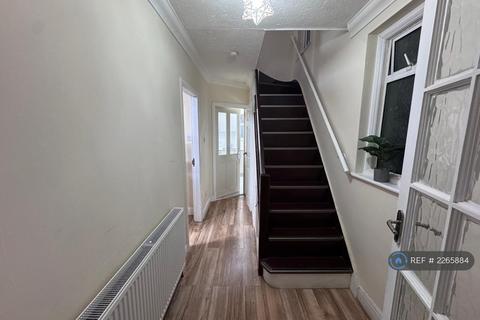 undefined, Waltham Avenue, Hayes, UB3