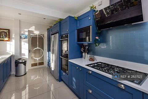 undefined, Syke Green, Scarcroft, Leeds, LS14