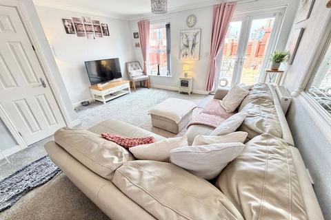 4 bedroom house for sale, Strawberry Park, Whitby