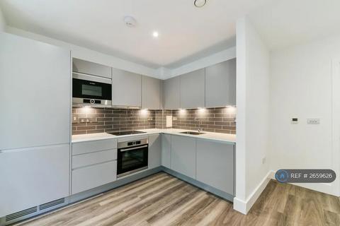 1 bedroom flat to rent, Spruce House, London, SE10