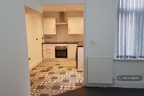 4 bedroom terraced house to rent, Needham Road, Liverpool, L7