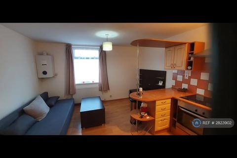 Lytham Road, Blackpool, FY4
