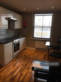 1 bedroom flat to rent, Claverton Street, London, SW1V