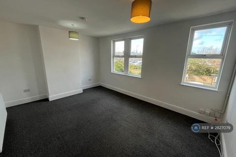2 bedroom flat to rent, Nottingham Road, Mansfield, NG18