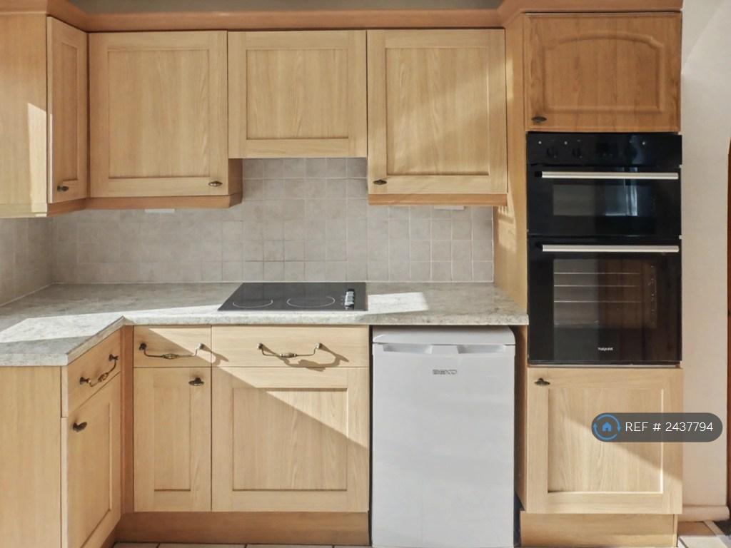 Kitchen 2