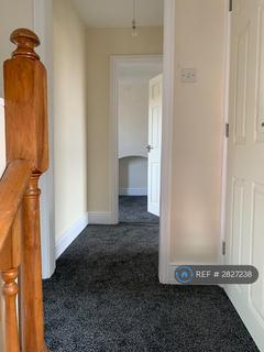 2 bedroom flat to rent, Main Road, Radcliffe-On-Trent, Nottingham, NG12