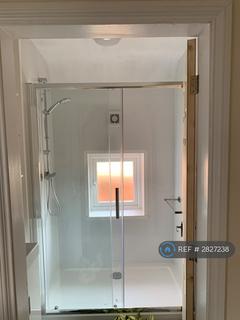 2 bedroom flat to rent, Main Road, Radcliffe-On-Trent, Nottingham, NG12