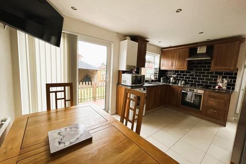 3 bedroom detached house for sale, Whitehorse Road, Brownhills, Walsall WS8 7PG