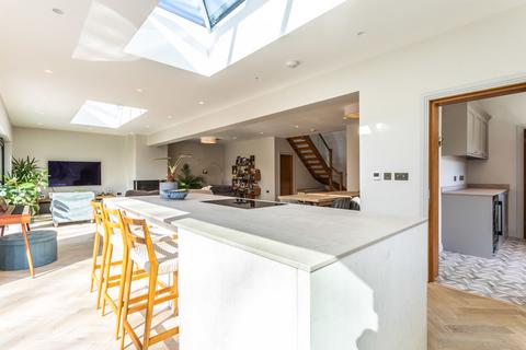 5 bedroom detached house for sale, Hurst Road, Hassocks